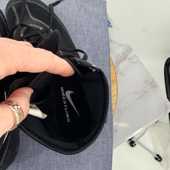 Nike Speedsweep VII Wrestling Shoes Mens 9.5 Black White 366683-001 High Top - Picture 9 of 9